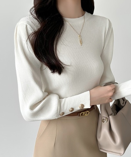 COCOMOMO(ココモモ)の「新色登場 大人きれいめに着映える パフスリーブリブニット 金ボタン リブニット レイヤードトップス ニット パワショル 長袖 オケージョン 秋服 冬服(ニット/セーター・レディース・ライトブラウン/ダークブルー/ワイン/ネイビー/ホワイト/ブラウン/ブラック/ダークグリーン/ライトグレー/ダークグレー・FREE)」の20枚目の写真