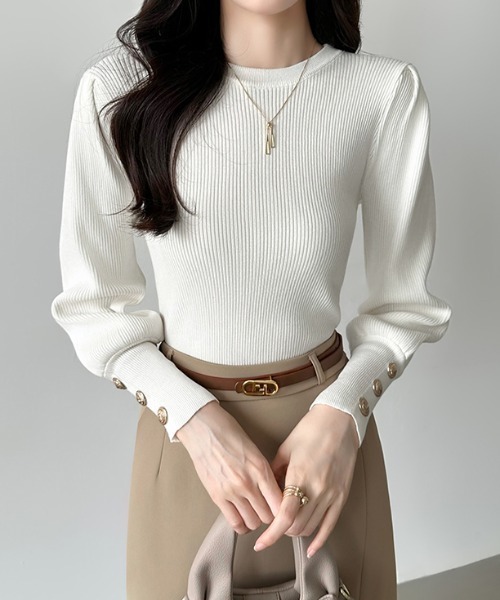 COCOMOMO(ココモモ)の「新色登場 大人きれいめに着映える パフスリーブリブニット 金ボタン リブニット レイヤードトップス ニット パワショル 長袖 オケージョン 秋服 冬服(ニット/セーター・レディース・ライトブラウン/ダークブルー/ワイン/ネイビー/ホワイト/ブラウン/ブラック/ダークグリーン/ライトグレー/ダークグレー・FREE)」の22枚目の写真