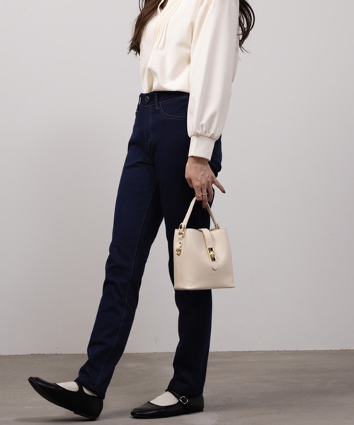 NAVY(ネイビー)の「NAVY Magic Legs パーフェクトレッグス 裏起毛レギンスパンツ(その他パンツ・レディース・カーキ/ワンウォッシュ/ダークインディゴブルー・M/S/L/XL)」の6枚目の写真