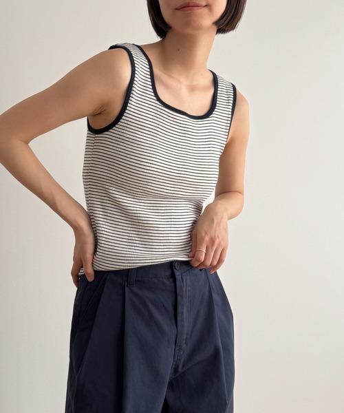 CANAL JEAN(キャナルジーン)の「Miller カップ付スクエアタンクトップ(タンクトップ・レディース・ブラウン系その他/ネイビー系/ブラック系その他・ONE SIZE)」の3枚目の写真