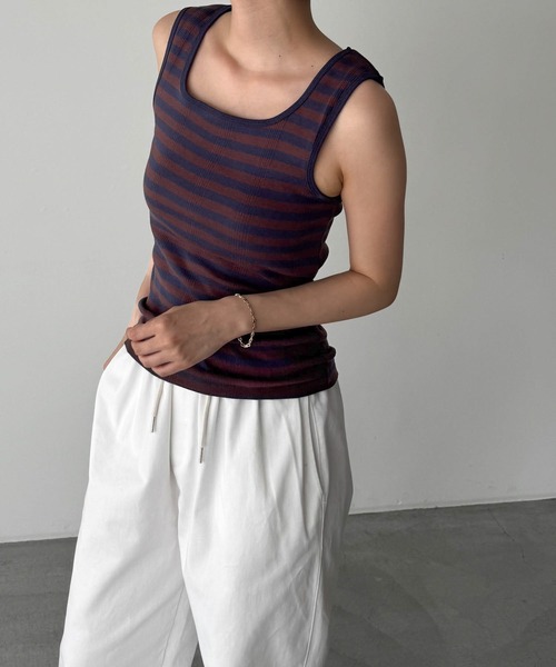 CANAL JEAN(キャナルジーン)の「Miller カップ付スクエアタンクトップ(タンクトップ・レディース・ブラウン系その他/ネイビー系/ブラック系その他・ONE SIZE)」の8枚目の写真