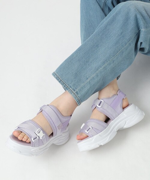 cs T&P(シーエスティーアンドピー)の「厚底スポサン 24SS(サンダル・レディース・ブラック/パープル系/ホワイト・S/LL/L/M)」の6枚目の写真