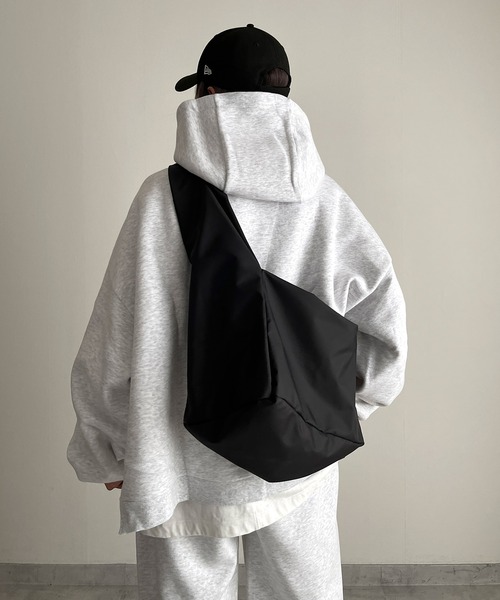 y/m（イム）の「ナイロンショルダーBAG（ショルダーバッグ・レディース・ブラック・FREE）」の17枚目の写真