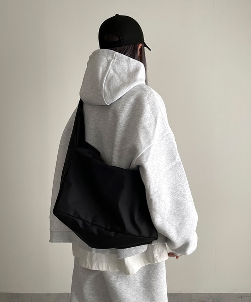 y/m（イム）の「ナイロンショルダーBAG（ショルダーバッグ・レディース・ブラック・FREE）」の8枚目の写真