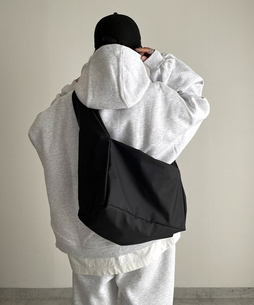 y/m（イム）の「ナイロンショルダーBAG（ショルダーバッグ・レディース・ブラック・FREE）」の5枚目の写真