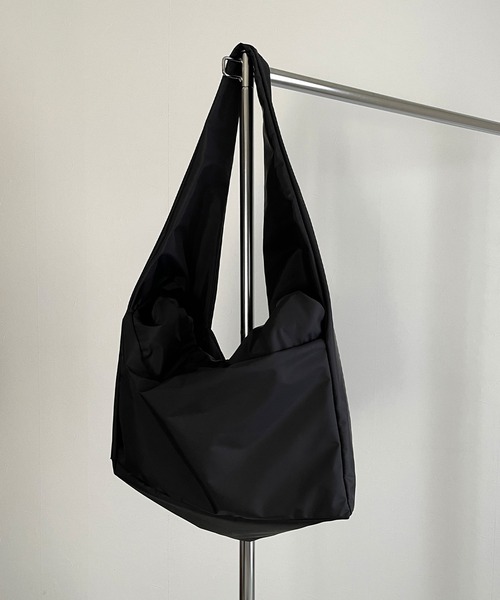 y/m（イム）の「ナイロンショルダーBAG（ショルダーバッグ・レディース・ブラック・FREE）」の16枚目の写真