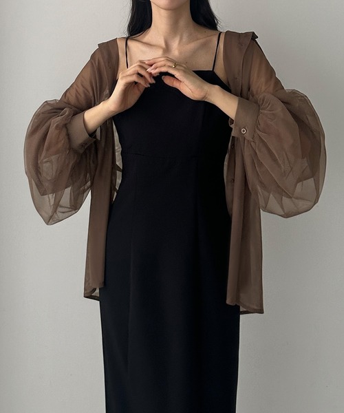 Louere(ルエレ)の「チュールボリュームスリーブシアーシャツ(シャツ/ブラウス・レディース・アイボリー/ブラック/ピンク/グレー/ベージュ/ホワイト/ブラウン・X-LARGE/LARGE/MEDIUM/SMALL)」の5枚目の写真