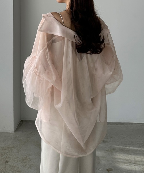 Louere(ルエレ)の「チュールボリュームスリーブシアーシャツ(シャツ/ブラウス・レディース・アイボリー/ブラック/ピンク/グレー/ベージュ/ホワイト/ブラウン・X-LARGE/LARGE/MEDIUM/SMALL)」の8枚目の写真