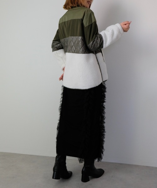 DOLLUPOOPS（ドールアップウップス）の「キルティング×ボアジャケット（ノーカラージャケット・レディース・カーキ/ブラック・38）」の9枚目の写真