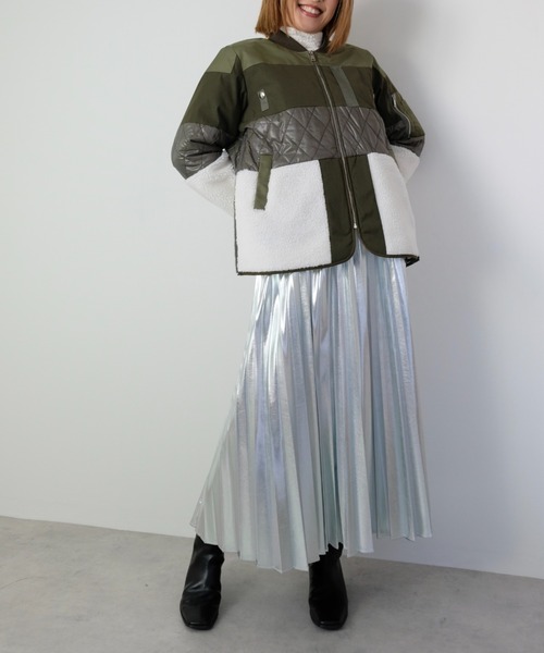 DOLLUPOOPS（ドールアップウップス）の「キルティング×ボアジャケット（ノーカラージャケット・レディース・カーキ/ブラック・38）」の3枚目の写真