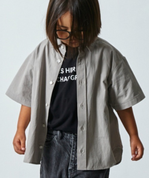 EAST END HIGHLANDERS(イーストエンドハイランダーズ)の「East End Highlanders / 半袖レギュラーカラーシャツ<100-120cm>(シャツ/ブラウス・キッズ・ホワイト/ライトグレー・110/120/100)」の4枚目の写真