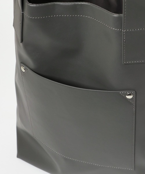 SENSE OF PLACE by URBAN RESEARCH（センスオブプレイスバイアーバンリサーチ）の「フェイクレザートートバッグ（トートバッグ・メンズ・ブラック/チャコールグレー・ONE）」の16枚目の写真