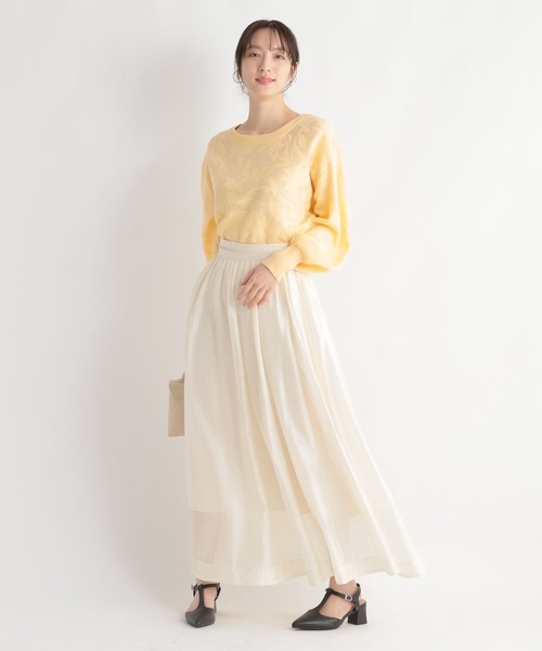 Andemiu(アンデミュウ)の「フラワーシシュウニット107831(ニット/セーター・レディース・ライトイエロー/ホワイト系その他/ネイビー・FREE)」の5枚目の写真