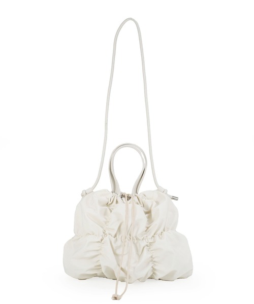 COLDE （コルデ）の「ギャザーナイロン2WAY巾着ミニトートバッグ（トートバッグ・レディース・サックスブルー/ブラック/アイボリー・FREE）」の4枚目の写真