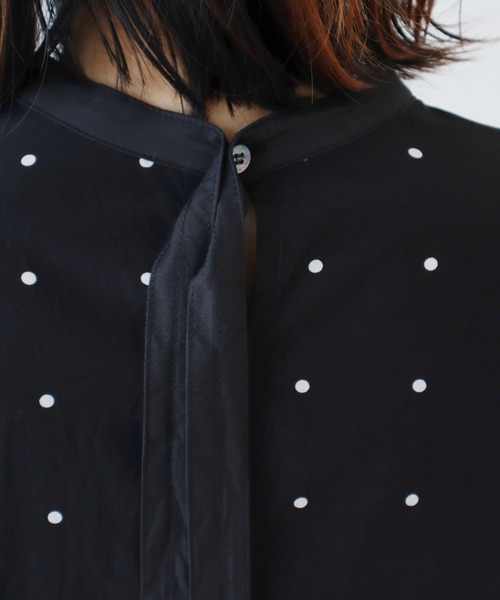 yuni（ユニ ）の「コットンキュプラ ドットププリントシャツワンピース