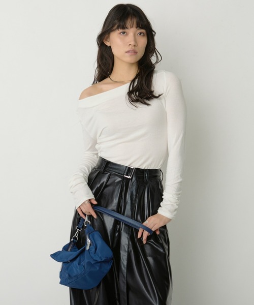 ASPESI クルネックショトスリフTシャツ M1493371 01241 Black cotton thread T-shirt ASPESI M149-3371 01241 - Nida