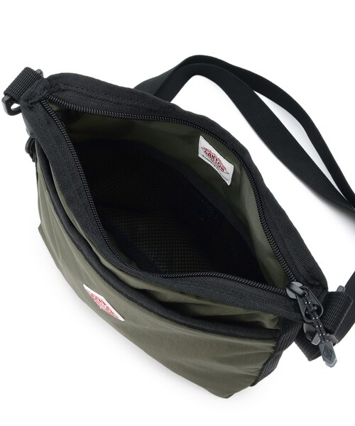 DANTON（ダントン）の「◆DANTON（ダントン）〈CHARTRES〉ナイロンショルダーポーチバッグ（ショルダーバッグ・レディース・チャコール/ブラック系/モスグリーン系・00）」の10枚目の写真