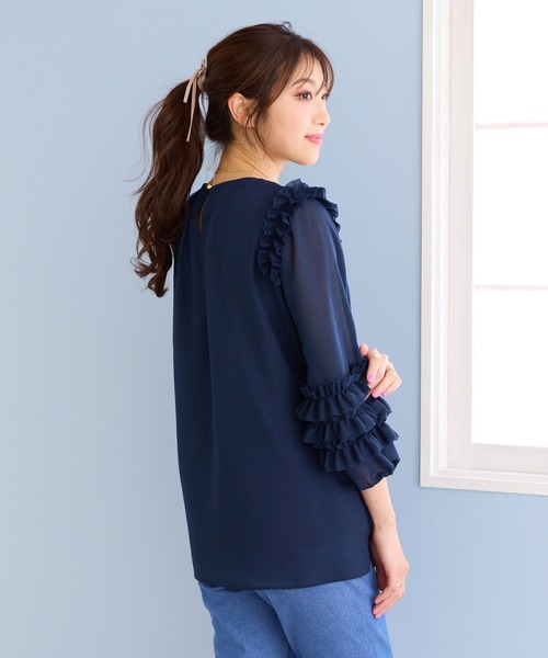 Rose Tiara（ローズティアラ）の「ソフトオーガンジーフリルブラウス（シャツ/ブラウス・レディース・パープル/ネイビー/オフホワイト・42/38/46）」の16枚目の写真