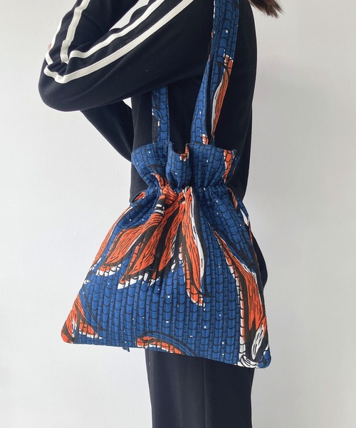 AS KNOW AS plus（アズノゥアズプラス）の「インドプリントキルト巾着バッグ（ショルダーバッグ・レディース・B/E/D/C/A/H/J/G/I/F・FREE）」の2枚目の写真