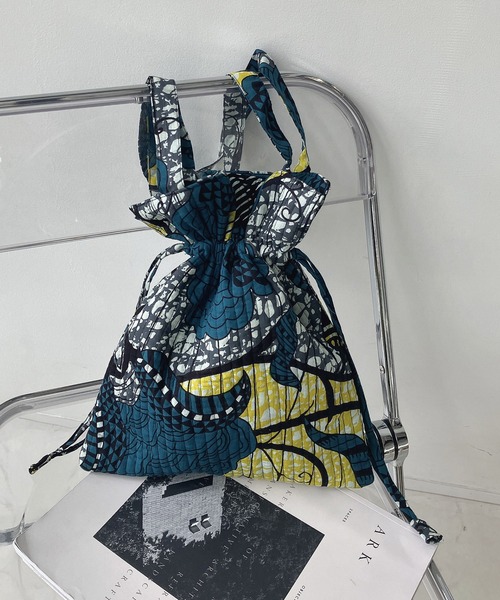 AS KNOW AS plus（アズノゥアズプラス）の「インドプリントキルト巾着バッグ（ショルダーバッグ・レディース・B/E/D/C/A/H/J/G/I/F・FREE）」の3枚目の写真