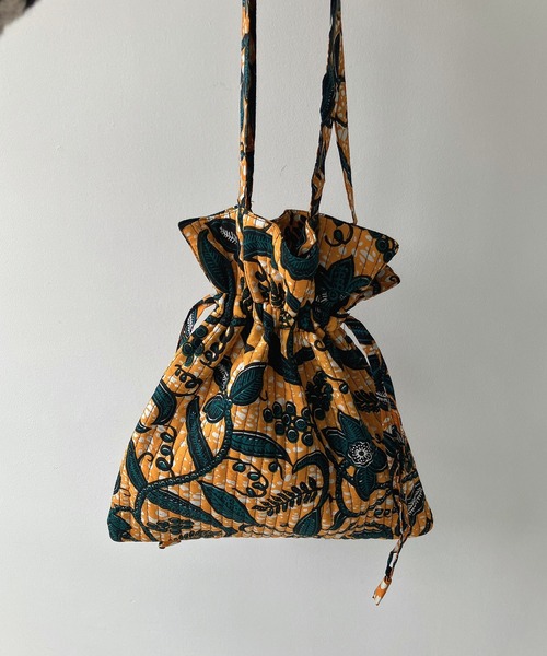 AS KNOW AS plus（アズノゥアズプラス）の「インドプリントキルト巾着バッグ（ショルダーバッグ・レディース・B/E/D/C/A/H/J/G/I/F・FREE）」の11枚目の写真