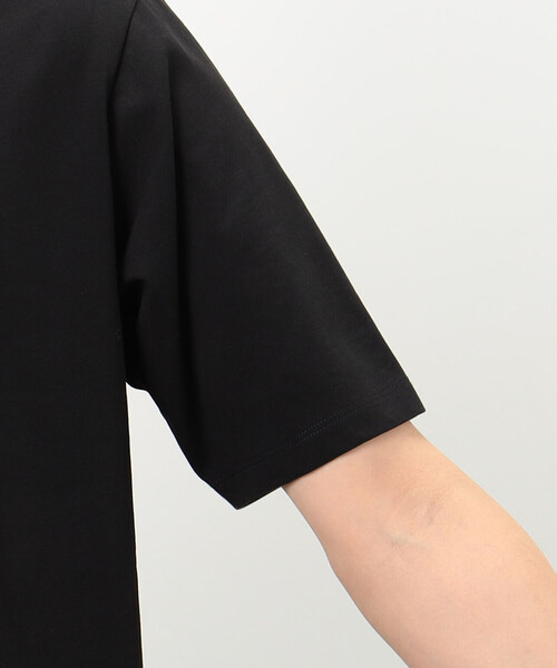 COMME CA ISM(コムサイズム)の「【接触冷感機能】 Feel-Cool VネックTシャツ(Tシャツ/カットソー・メンズ・ホワイト/ブラック・X-LARGE/LARGE/MEDIUM/SMALL)」の13枚目の写真