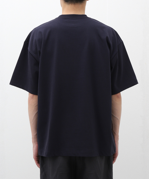 EDIFICE（エディフィス）の「【ATON / エイトン】FRESCA PLATE OVERSIZED T-SHIRT（Tシャツ/カットソー・メンズ・ネイビー/ホワイト・6/4/2）」の6枚目の写真