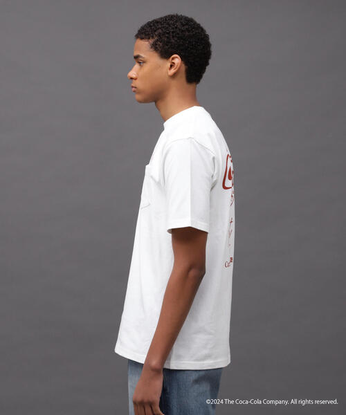AVIREX(アヴィレックス)の「AVIREX / Coca-Cola 90s POCKET LOGO T-SHIRT(Tシャツ/カットソー・メンズ・ホワイト/ブラック・MEDIUM/LARGE/X-LARGE/XX-LARGE)」の21枚目の写真
