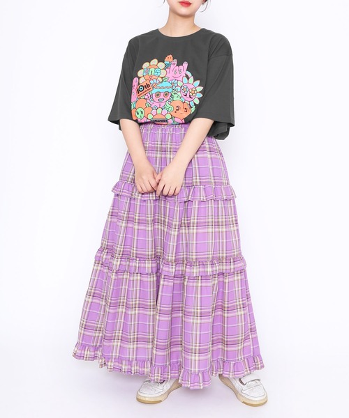 PUNYUS（プニュズ）の「10th anniversaryブーケビッグＴシャツ（Tシャツ/カットソー・レディース・スミクロ/ホワイト・3/4）」の5枚目の写真