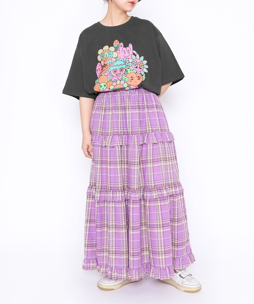 PUNYUS（プニュズ）の「10th anniversaryブーケビッグＴシャツ（Tシャツ/カットソー・レディース・スミクロ/ホワイト・3/4）」の7枚目の写真