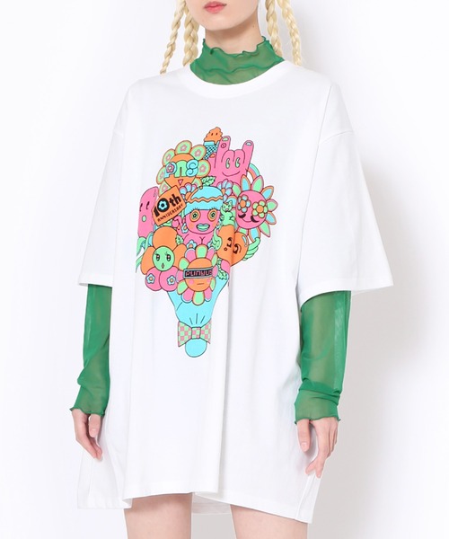 PUNYUS（プニュズ）の「10th anniversaryブーケビッグＴシャツ（Tシャツ/カットソー・レディース・スミクロ/ホワイト・3/4）」の22枚目の写真
