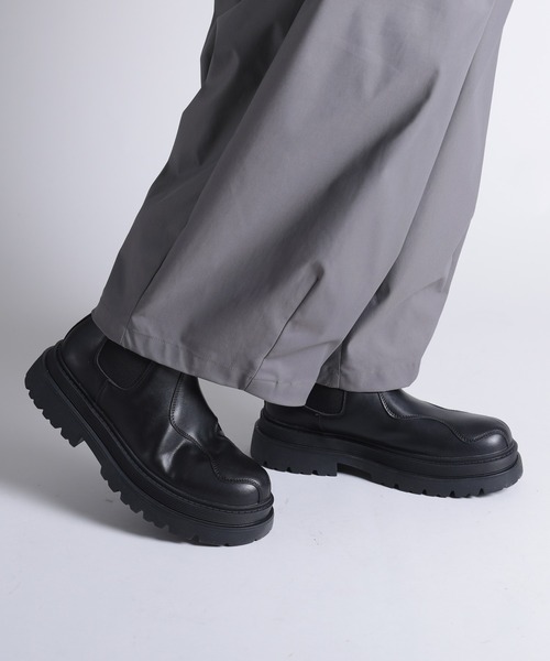 shoes365(シューズスリーシックスファイヴ)の「【shoes365】ステッチ飾り 厚底ゴアブーツ(ブーツ・レディース・ブラック・24.5cm/25.0cm/25.5cm/26.0cm/26.5cm/27.0cm)」の4枚目の写真
