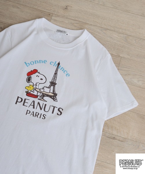 PEANUTS(ピーナッツ)の「PEANUTS プリント 半袖Tシャツ(Tシャツ/カットソー・メンズ・ブラック/アイボリー/ホワイト系/ホワイト系1/ホワイト系2/ネイビー系/クリーム/ホワイト/チャコール/ネイビー・S/M/L/LL)」の4枚目の写真