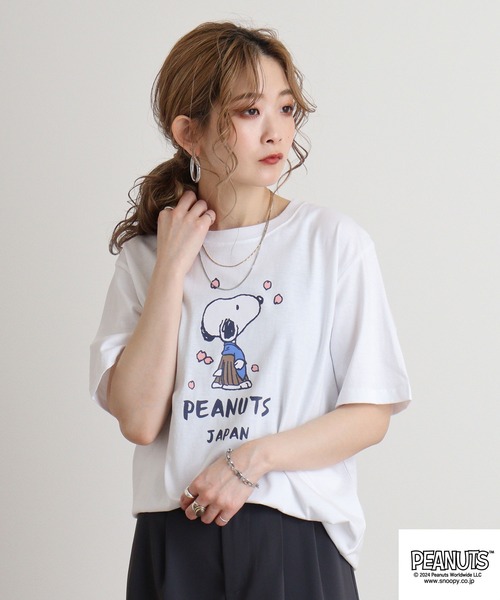 PEANUTS(ピーナッツ)の「PEANUTS プリント 半袖Tシャツ(Tシャツ/カットソー・メンズ・ブラック/アイボリー/ホワイト系/ホワイト系1/ホワイト系2/ネイビー系/クリーム/ホワイト/チャコール/ネイビー・S/M/L/LL)」の20枚目の写真