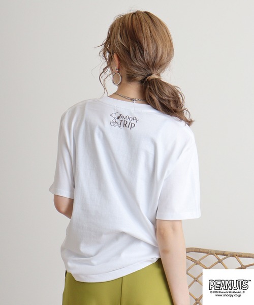 PEANUTS(ピーナッツ)の「PEANUTS プリント 半袖Tシャツ(Tシャツ/カットソー・メンズ・ブラック/アイボリー/ホワイト系/ホワイト系1/ホワイト系2/ネイビー系/クリーム/ホワイト/チャコール/ネイビー・S/M/L/LL)」の17枚目の写真