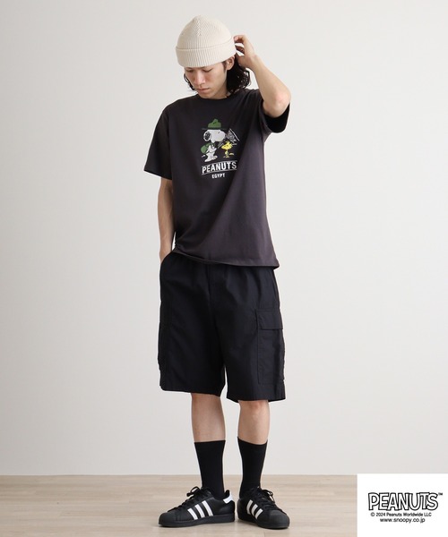 PEANUTS(ピーナッツ)の「PEANUTS プリント 半袖Tシャツ(Tシャツ/カットソー・メンズ・ブラック/アイボリー/ホワイト系/ホワイト系1/ホワイト系2/ネイビー系/クリーム/ホワイト/チャコール/ネイビー・S/M/L/LL)」の14枚目の写真
