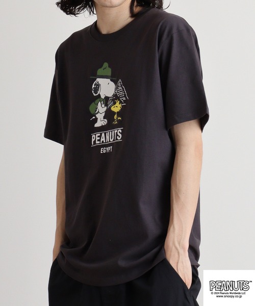 PEANUTS(ピーナッツ)の「PEANUTS プリント 半袖Tシャツ(Tシャツ/カットソー・メンズ・ブラック/アイボリー/ホワイト系/ホワイト系1/ホワイト系2/ネイビー系/クリーム/ホワイト/チャコール/ネイビー・S/M/L/LL)」の11枚目の写真
