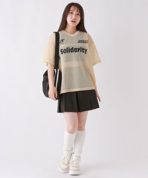 repipi armario(レピピ アルマリオ)の「GAMEメッシュトップス(その他トップス・キッズ・ベージュ/ネイビー/ブラック・LARGE/SMALL/MEDIUM)」の8枚目の写真