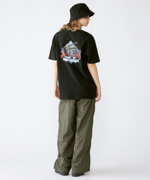 TOMMY HILFIGER（トミーヒルフィガー）の「【NET ViVi掲載】レギュラーダイヤモンドツイストTシャツ（Tシャツ/カットソー・メンズ・ホワイト/ブラック・LARGE/MEDIUM/SMALL/X-LARGE）」の8枚目の写真