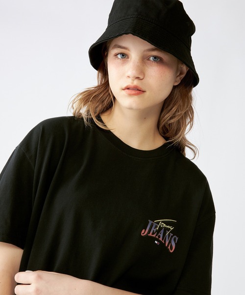 TOMMY HILFIGER（トミーヒルフィガー）の「【NET ViVi掲載】レギュラーダイヤモンドツイストTシャツ（Tシャツ/カットソー・メンズ・ホワイト/ブラック・LARGE/MEDIUM/SMALL/X-LARGE）」の5枚目の写真