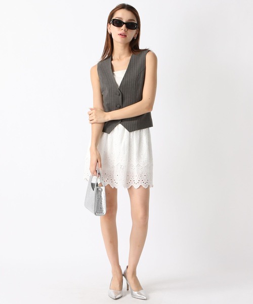 FOREVER 21(フォーエバー トゥエンティーワン)の「【2024SS】ピンストライプジレ(ベスト・レディース・グレー/ホワイト/ネイビー・FREE)」の18枚目の写真