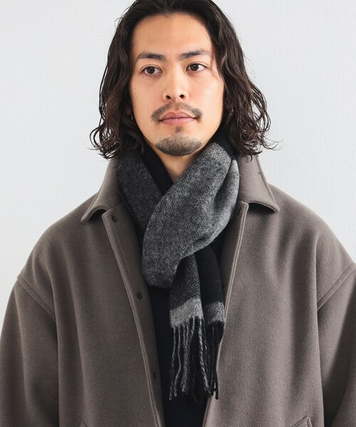 B:MING by BEAMS（ビーミングバイビームス）の「パネル リバーシブル マフラー（マフラー・メンズ・ブラック/ブラウン/ネイビー・ONE SIZE）」の2枚目の写真