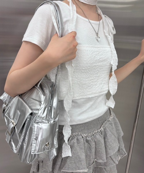Never mind the XU / Chikashitsu+（ネバーマインド ザ エックスユー / チカシツプラス）の「【nmtc+】pocket shoulder bag / 【エヌエムティーシープラス】ポケットショルダーバッグ（ショルダーバッグ・レディース・グレー/ピンク/シルバー/ブラック・ONE SIZE）」の9枚目の写真