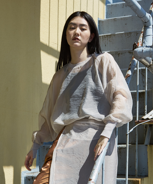 NOMINE(ノミネ)の「【セットアップ着用可】シアー ドルマンスリーブ プルオーバー(シャツ/ブラウス・レディース・グレイッシュベージュ/ピンク/ブラウン/ブラック・フリー)」の9枚目の写真