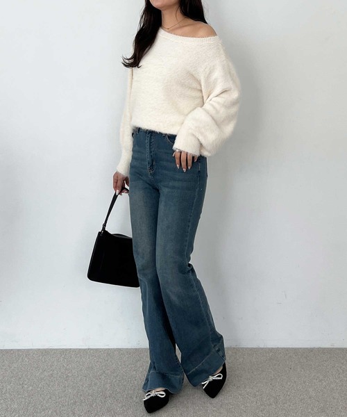 nelliy.（ネルリー）の「【新色追加】ボリュームスリーブシャギーオフショルニット（ニット/セーター・レディース・ブラウン/アイボリー/ブラック/チャコールグレー・MEDIUM/LARGE）」の18枚目の写真