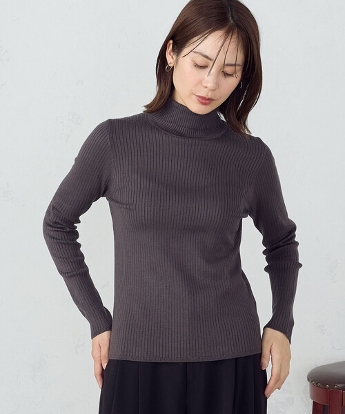 COMME CA ISM(コムサイズム)の「【 マシンウォッシャブル 】ベーシックタートルネック(ニット/セーター・レディース・ブラック/レッド/ホワイト/チャコール・LARGE/MEDIUM)」の13枚目の写真