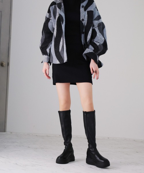 VIVIAN(ヴィヴィアン)の「厚底ボリュームソールストレッチロングブーツ(ブーツ・レディース・ブラック系その他3/ブラック・LL/L/M/S)」の19枚目の写真