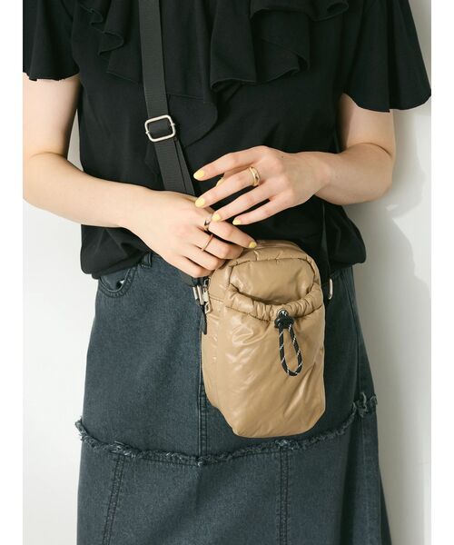 CRAFT STANDARD BOUTIQUE（クラフトスタンダードブティック）の「中綿ドローコードポケットミニショルダー（ショルダーバッグ・レディース・ライトグレー/ブラック/ベージュ・FREE）」の5枚目の写真