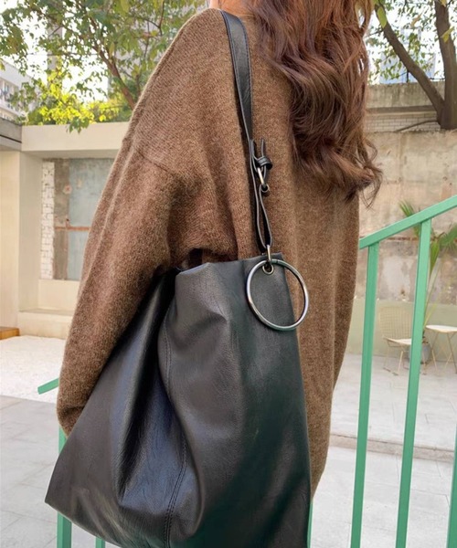 pumpkin port(パンプキンポート)の「リング付ショルダーBAG(ショルダーバッグ・レディース・ブラック・FREE)」の15枚目の写真