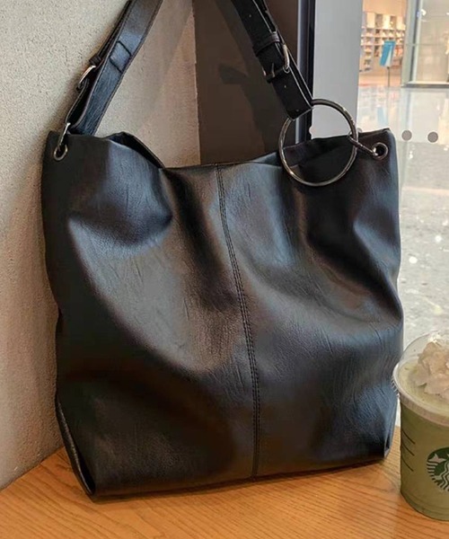 pumpkin port(パンプキンポート)の「リング付ショルダーBAG(ショルダーバッグ・レディース・ブラック・FREE)」の8枚目の写真
